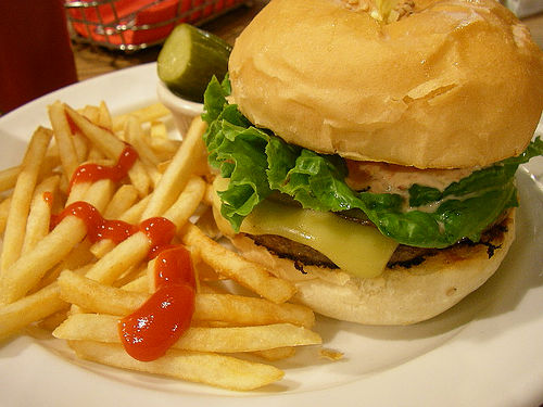 cheeseburger-1.jpg